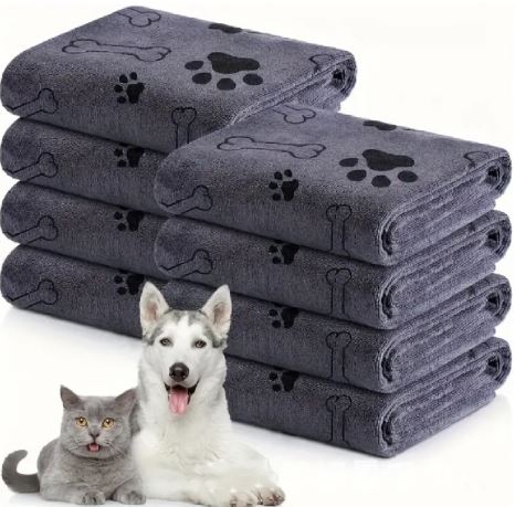 Quick-Dry Microfiber Pet Towel — Super-Absorbent Travel Dog & Cat Towel